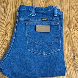 32x30 936DEN WRANGLER